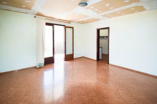 Pis a Ciutadella. 1r piso con terraza