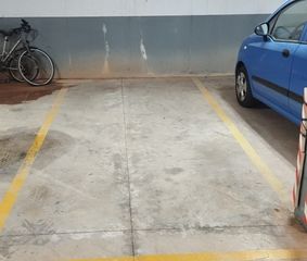 Car parking in Ciutadella. Plaza de parking en ciutadella