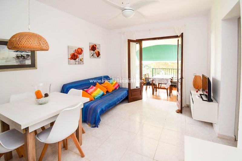 Foto 94e38534-0b00-48ba-b60d-bc996dae4192. Apartament amb piscina a Cala en Blanes Ciutadella de Menorca