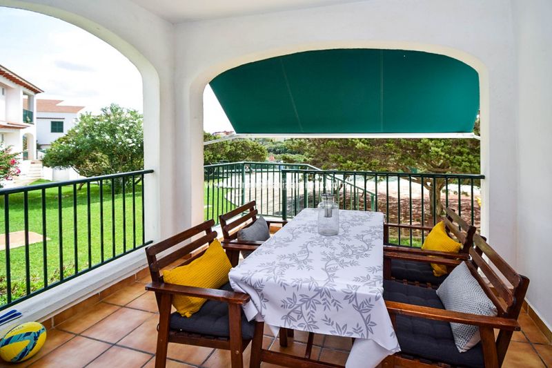 Foto c44e124a-1e7a-4b85-b7ea-2059c5368c43. Apartament amb piscina a Cala en Blanes Ciutadella de Menorca
