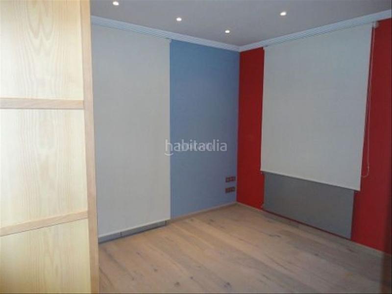 Foto 0e67d933-85b7-4465-a566-196e53a8fcb0. Casa en ronda barcelona 36 casa en Poble Nou-Olivar Gran Figueres