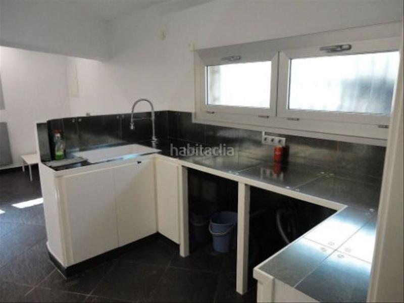 Foto 646e6b5b-481d-4764-923c-346813156abe. Casa en ronda barcelona 36 casa en Poble Nou-Olivar Gran Figueres