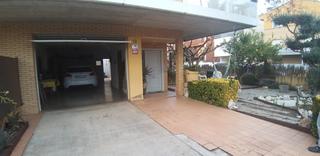 Casa adossada a Avinguda empordà 41c. Casa en vilamalla