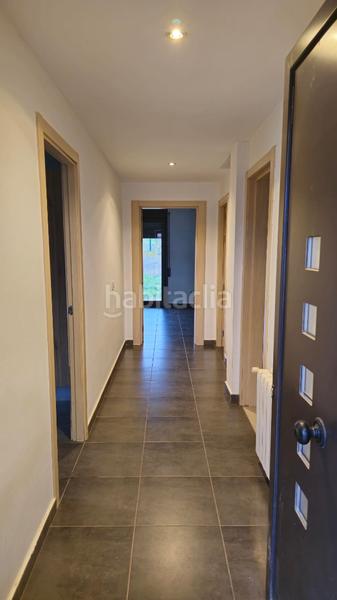 Foto 0e4da548-9c97-42da-ab2a-95bb3460f073. Casa pareada en carrer tramuntana 5 venta de casa en Terrades