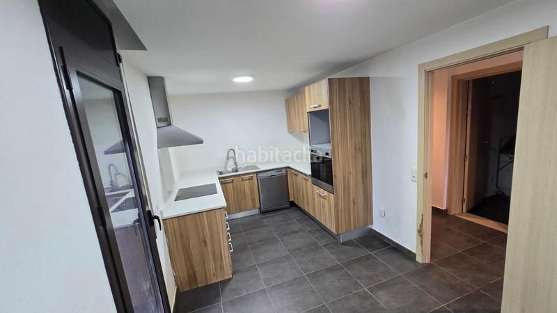 Foto d6fa396b-fe29-4a32-821f-7e20509878c2. Casa pareada en carrer tramuntana 5 venta de casa en Terrades