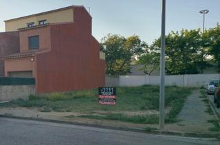 Terreno residencial en Carrer jaume cervera i marquès 13. Venta parcela urbana en peralada