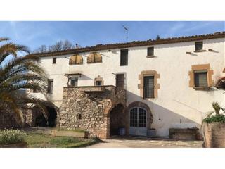 Masia a Artés. Masia en venta en artés
