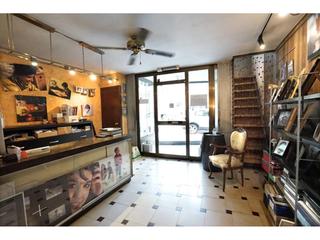 Local Comercial a Congost-Santa Caterina. Local en venta en valldaura