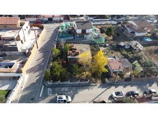 Casa a Ponent 1. Terreno con estructura de casa y licencia de obras listo para co