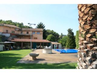 Casale in Matadepera. Masia en venta