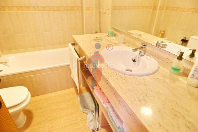 Foto 0fbd05f7-f125-4101-bf8d-613a7a14114b. Xalet a avenida salinas 5 a La Marina Elche / Elx