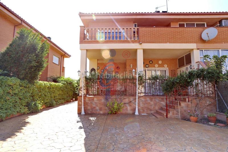 Foto 23d79f67-5d11-497b-9c16-525f2bb11dfc. Xalet a avenida salinas 5 a La Marina Elche / Elx