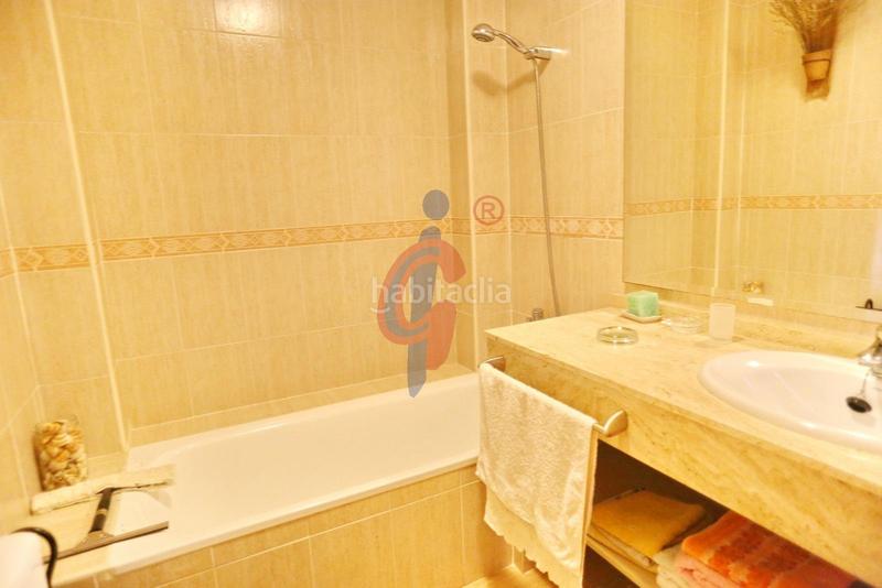 Foto 415907d5-2695-403f-908d-a940731e53a0. Xalet a avenida salinas 5 a La Marina Elche / Elx