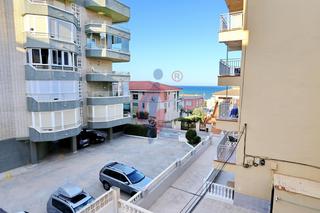 Apartament a Calle puerto rico 9. Fantástico apartamento con preciosas vistas al mar, parking y tr