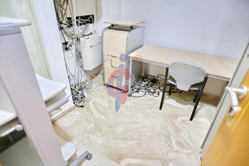 Foto 03e76219-1516-4fb1-867b-e3833471b366. Geschäftsraum in calle plaza porticada in Pueblo Guardamar del Segura