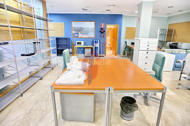 Foto 073dff54-9666-4ce4-88ff-8fbed4d86b9e. Geschäftsraum in calle plaza porticada in Pueblo Guardamar del Segura