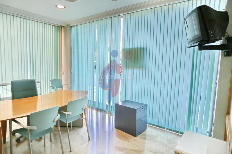 Foto 8e561f6b-7e7c-423a-ac06-b9bfdf31e8ee. Geschäftsraum in calle plaza porticada in Pueblo Guardamar del Segura