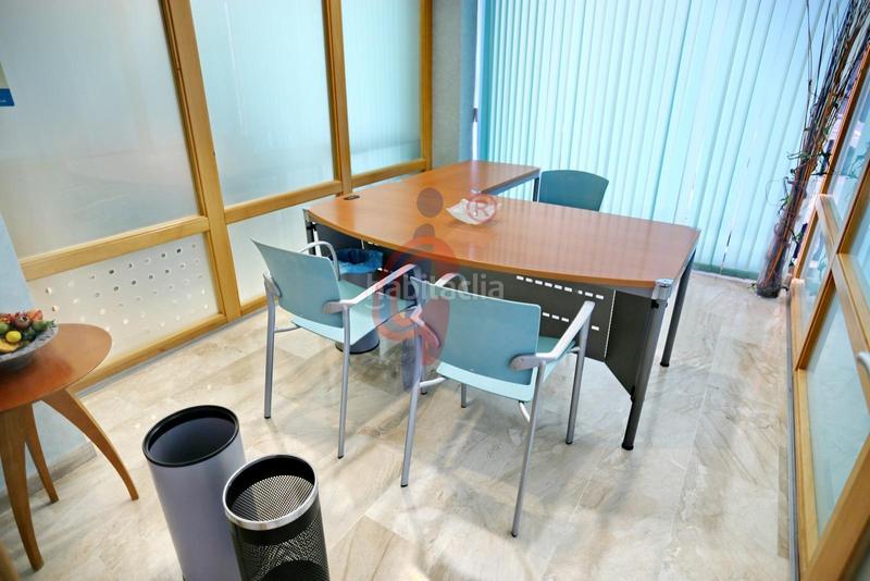 Foto a7727503-67db-4623-8b36-0b71e813d07b. Geschäftsraum in calle plaza porticada in Pueblo Guardamar del Segura