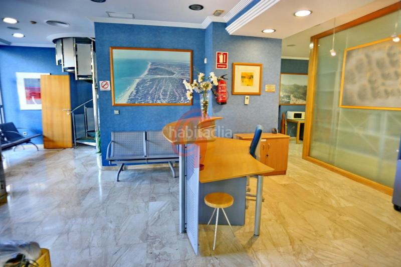 Foto ae9ea653-7243-4cbe-882c-bb76c353829d. Geschäftsraum in calle plaza porticada in Pueblo Guardamar del Segura