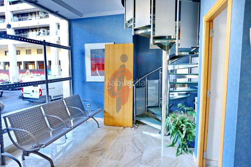 Foto d27014ba-9623-4a86-b2d5-f27a4dd7cad1. Geschäftsraum in calle plaza porticada in Pueblo Guardamar del Segura