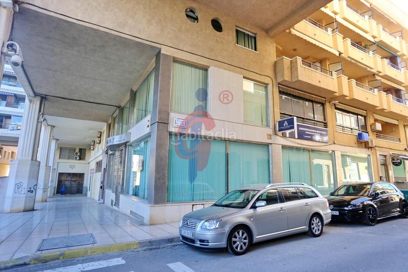 Foto f22ec2d7-ea53-4d82-892a-59935070f416. Geschäftsraum in calle plaza porticada in Pueblo Guardamar del Segura