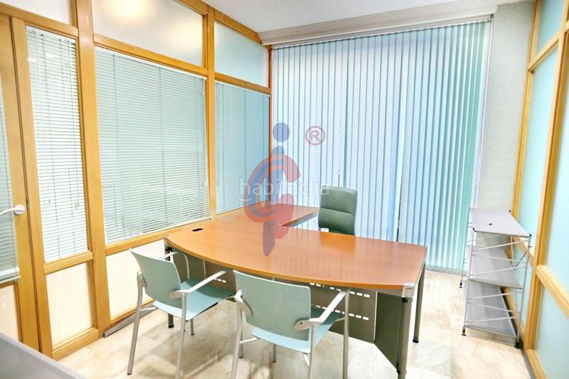 Foto f5507498-e6d2-41cd-96cb-7b0ad958c907. Geschäftsraum in calle plaza porticada in Pueblo Guardamar del Segura