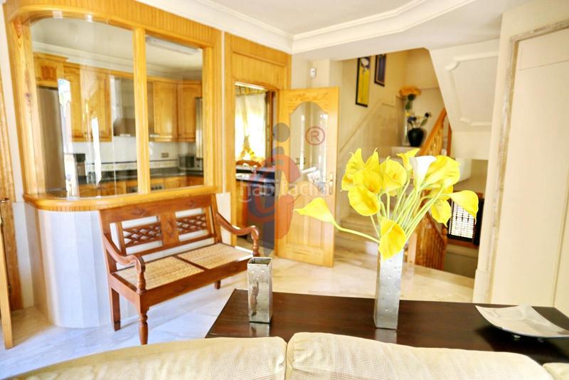 Foto 08be5cfd-77fd-4f61-9f92-f2429d24ed7f. Chalet en calle italia 11 increíble chalet a 150m de la playa moncayo con 5 dormitorios y vistas panorámicas! en Guardamar del Segura
