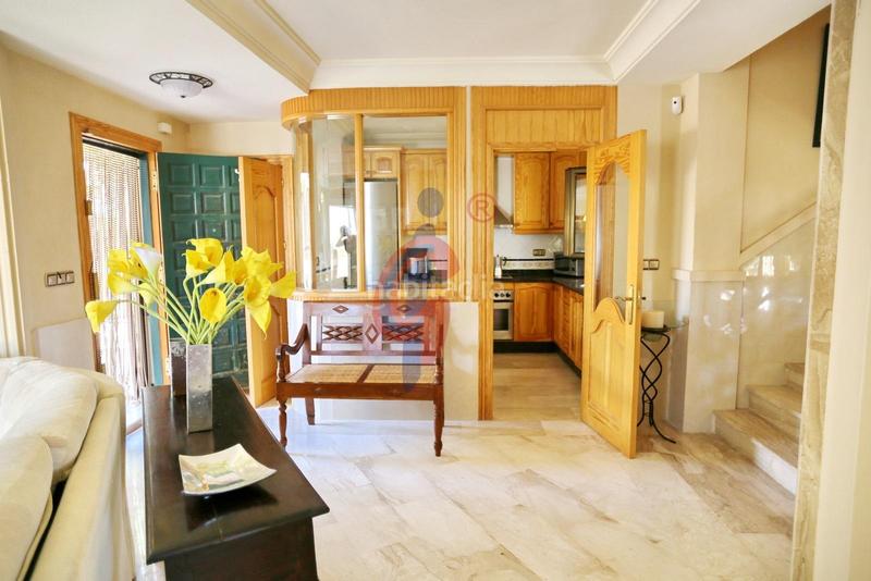 Foto 0ec2df42-2270-4600-bf43-9476195772d9. Chalet en calle italia 11 increíble chalet a 150m de la playa moncayo con 5 dormitorios y vistas panorámicas! en Guardamar del Segura