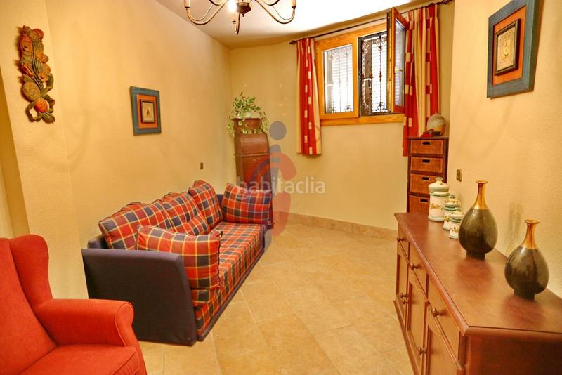 Foto 2480e30d-a3e4-4beb-a1b0-9b118e604853. Chalet en calle italia 11 increíble chalet a 150m de la playa moncayo con 5 dormitorios y vistas panorámicas! en Guardamar del Segura