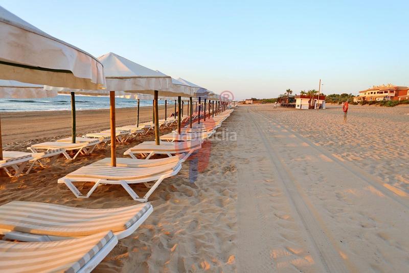Foto 3d8a36b7-5897-4051-a604-da2b9d87d676. Chalet en calle italia 11 increíble chalet a 150m de la playa moncayo con 5 dormitorios y vistas panorámicas! en Guardamar del Segura