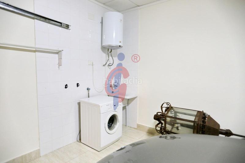 Foto 501a8d53-1a92-4484-9c92-748db69dd32c. Chalet en calle italia 11 increíble chalet a 150m de la playa moncayo con 5 dormitorios y vistas panorámicas! en Guardamar del Segura