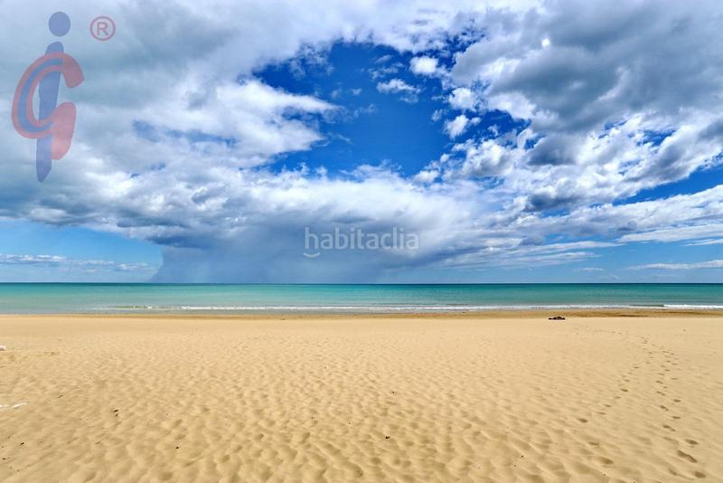 Foto 5f748f86-80e2-4002-b10e-be9f5f39a85d. Chalet en calle italia 11 increíble chalet a 150m de la playa moncayo con 5 dormitorios y vistas panorámicas! en Guardamar del Segura
