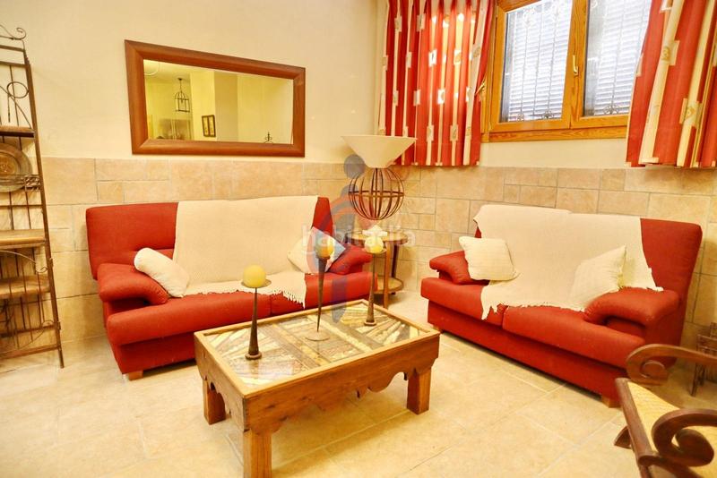 Foto 6e1e1a1d-e1ba-42de-bdb3-3eaf92a9840b. Chalet en calle italia 11 increíble chalet a 150m de la playa moncayo con 5 dormitorios y vistas panorámicas! en Guardamar del Segura