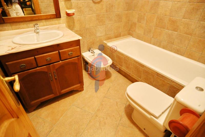 Foto f41fd2ce-3338-46f5-a2f6-ad5c5cbd6ab5. Chalet en calle italia 11 increíble chalet a 150m de la playa moncayo con 5 dormitorios y vistas panorámicas! en Guardamar del Segura