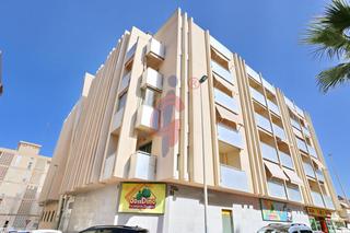 Appartement à Calle mejico 2. Apartamento en venta con 3 dormitorios  2 baños y plaza de garaj