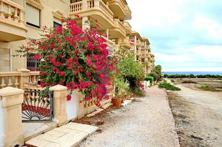 Appartement à Playa moncayo 2. Precioso bungalow en planta baja en zona moncayo de guardamar de