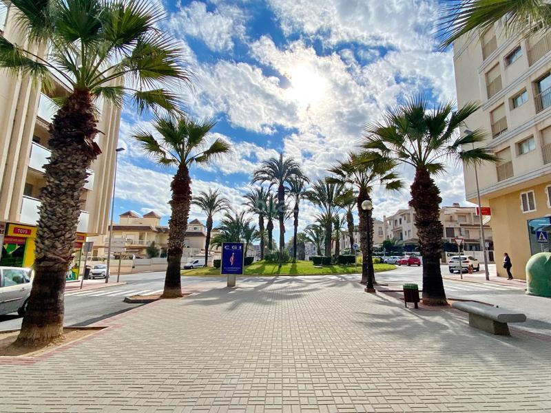 Foto 918544e8-d560-42d6-a3c3-a67d88f7aecb. Maison dans calle san pedro 26 dans Pueblo Guardamar del Segura