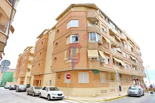 Apartamento en Miguel de unamuno 2. En venta  planta baja de 1 dormitorio en primera linea de playa