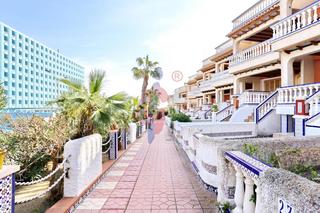 Reihenhaus in Calle alemania 28. Se vende encantador bungalow de tres dormitorios en el moncayo,