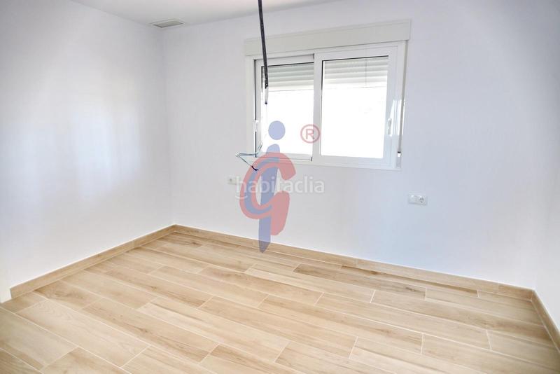 Foto de667e46-b93e-4e12-97e9-a57da797759a. Appartement in calle ingeniero juan garcia 74 in Puerto Deportivo Guardamar del Segura