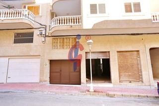 Local Comercial a Calle calle de jorge juan 8. Local comercial en venta a escasos metros del paseo marítimo de