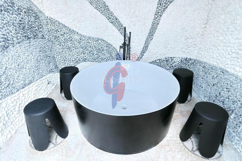 Foto 1a518498-0b60-4501-8f5e-e26a72b46f05. Piano terra in calle calle de ausiàs march 80 in Pueblo Guardamar del Segura