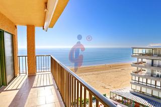 Appartement à Avenida libertad 79. Exclusiva vivienda en primera línea de playa  edificio casablanc