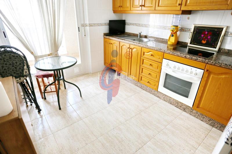 Foto 31376f42-4e89-46e3-b94c-f4f88161efc0. Appartement in avenida dunas 12 in Pueblo Guardamar del Segura