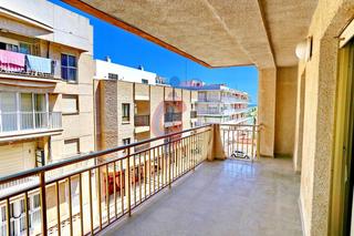 Apartament a Calle valle inclán 1. En venta apartamento de dos dormitorios con vistas al mar en gua