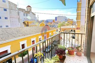 Apartament a Calle miguel hernandez 7. Amplio piso de 135 m en el corazón de guardamar del segura  ubic
