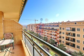 Apartament a Calle puerta de damasco 2. Luminoso apartamento con vistas sobre la avenida cervantes y el