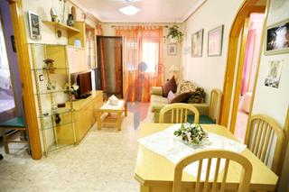 Apartamento en Calle cartagena 15. Se vende apartamento con 2 dormitorios a 350 metros de la playa