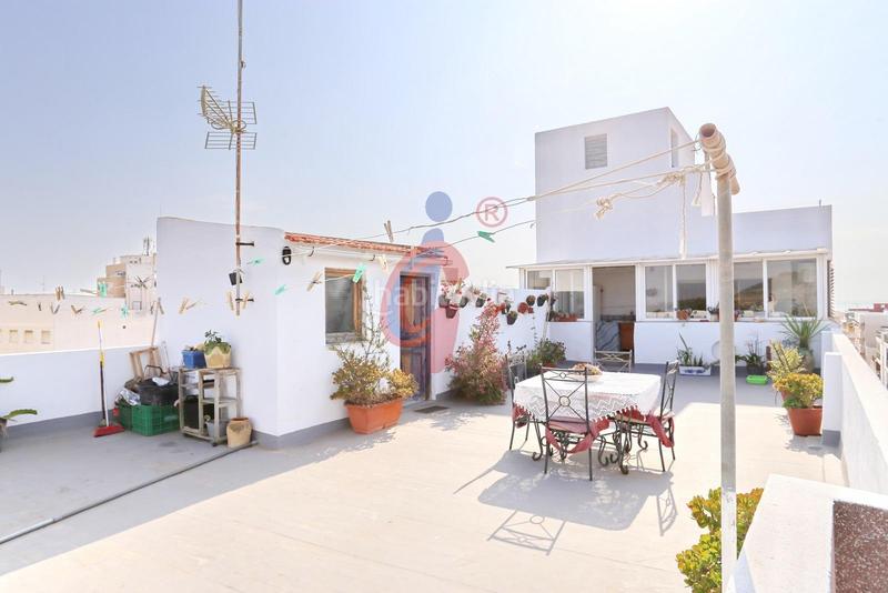 Foto 68725652-24d0-403b-b44c-3cdc9a9a86c1. Ático en calle crevillente 1 ático luminoso con gran terraza y vistas despejadas en Guardamar del Segura