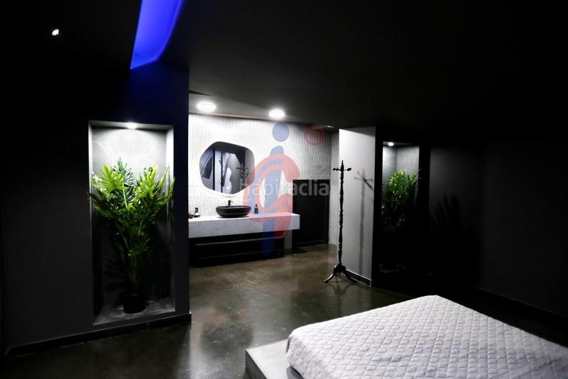 Foto 67c89b9c-e43e-42ce-bf23-24c0b678ba0c. Locale commerciale in calle crevillente 27 in Pueblo Guardamar del Segura